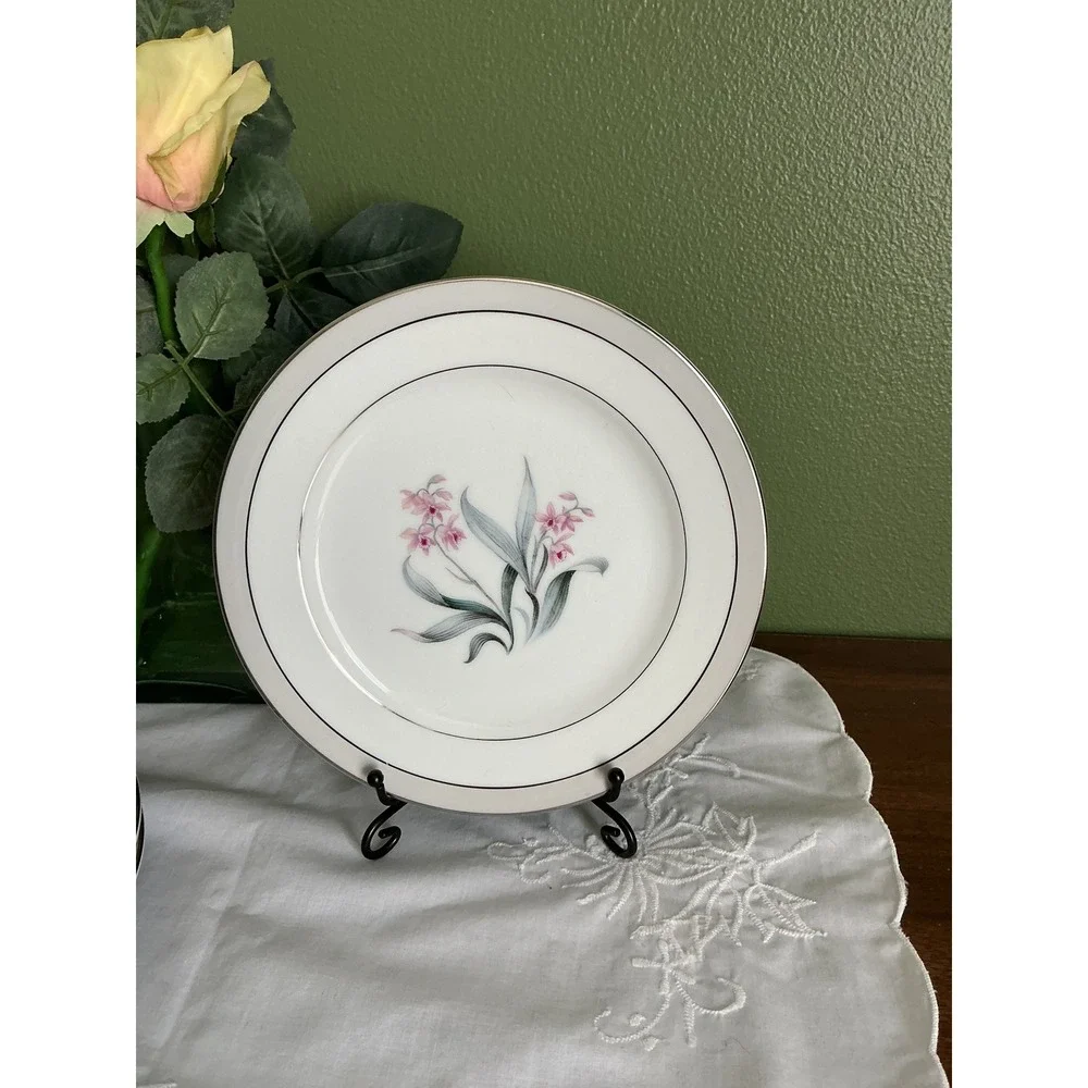 L&M Fine China measurements soft l&m